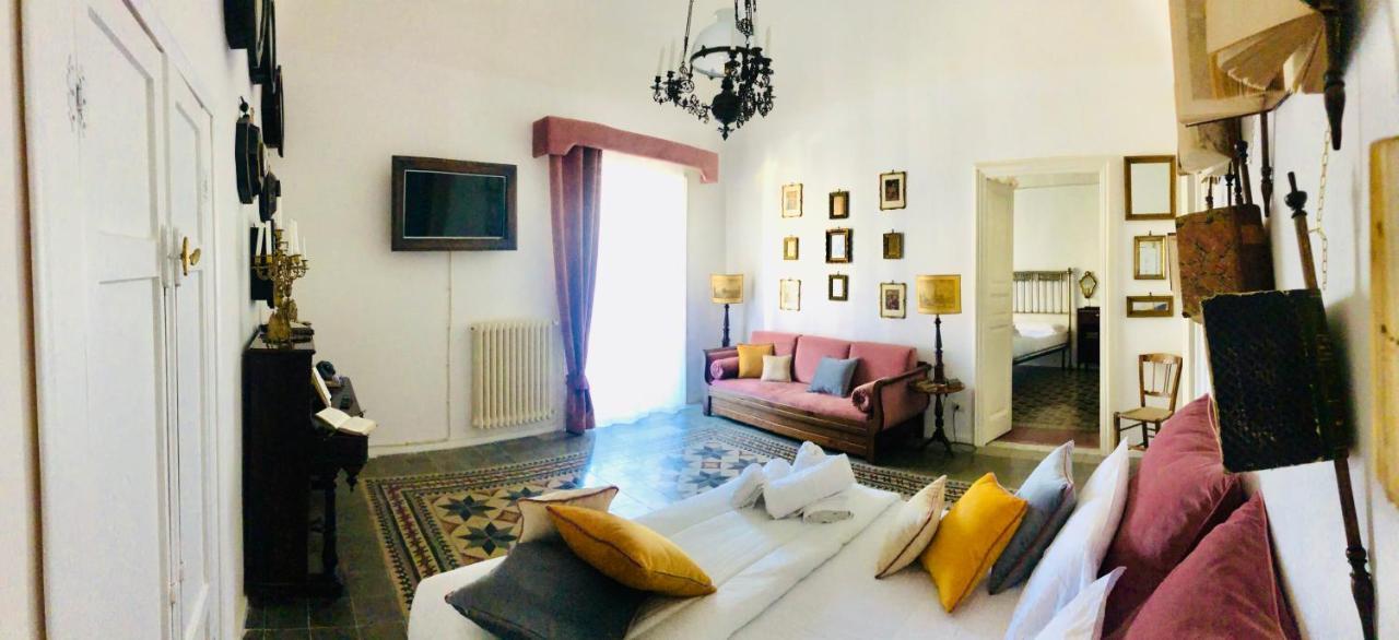 恩纳La Casa Sulla Piazza公寓 外观 照片