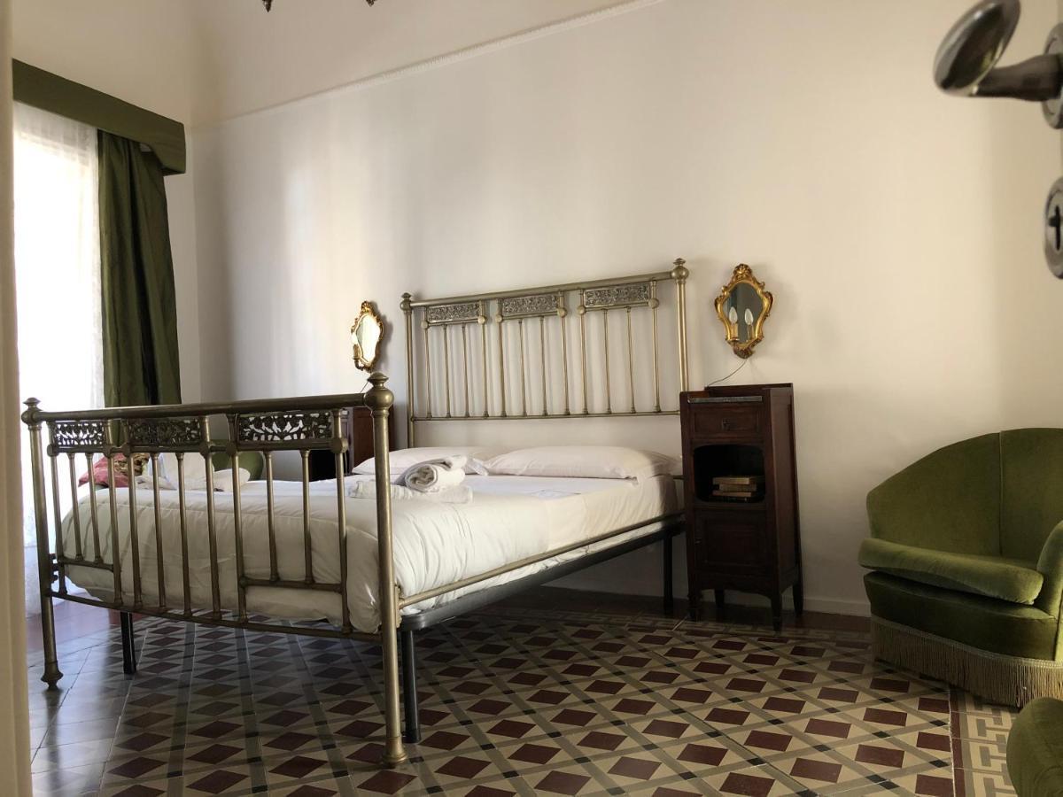 恩纳La Casa Sulla Piazza公寓 外观 照片
