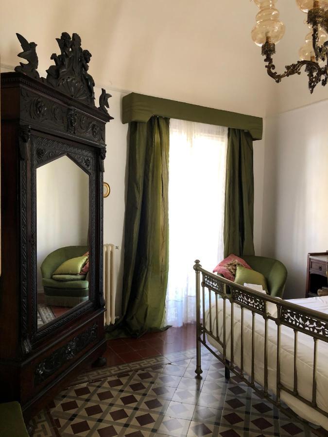 恩纳La Casa Sulla Piazza公寓 外观 照片